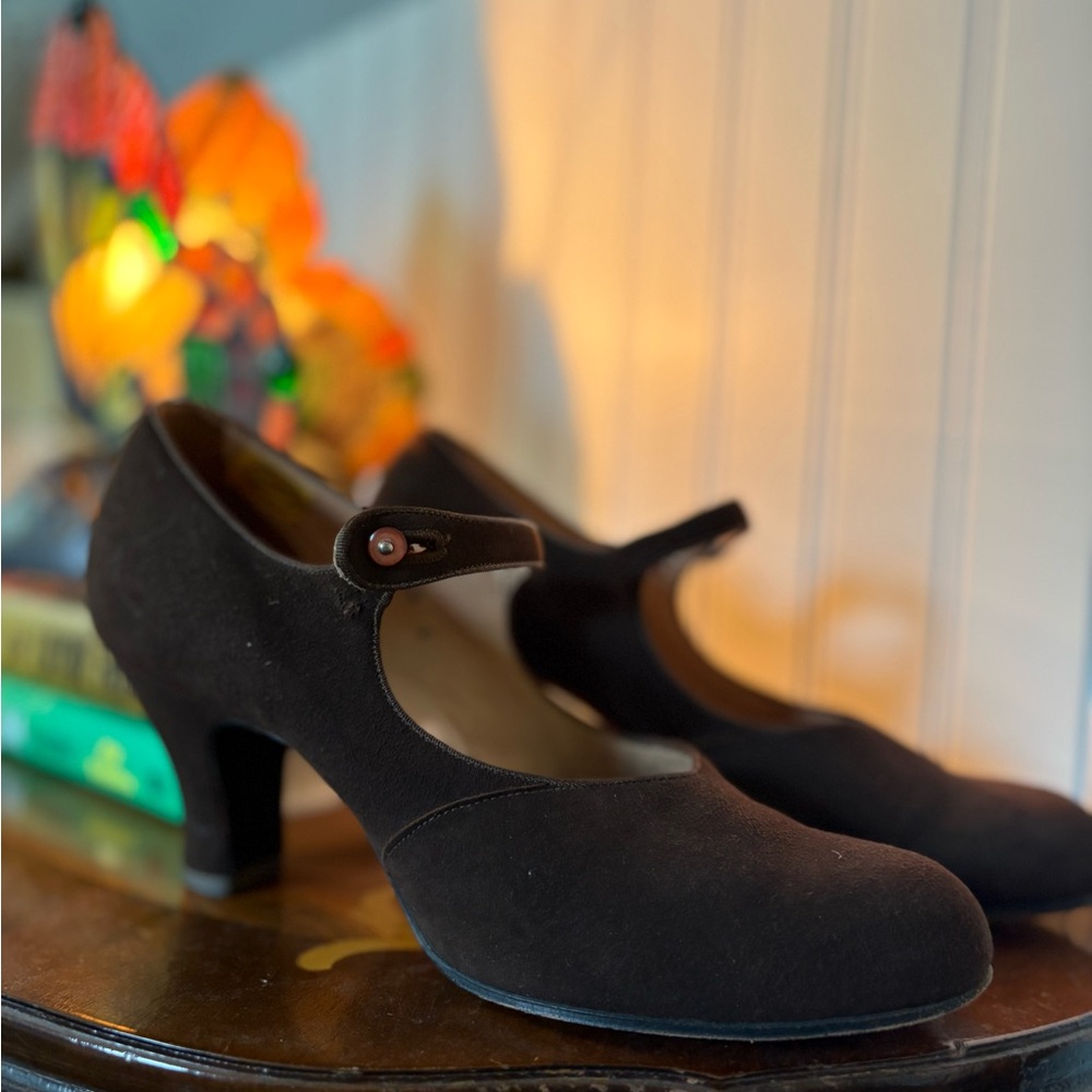 Vintage Brown Mary Jane Heels